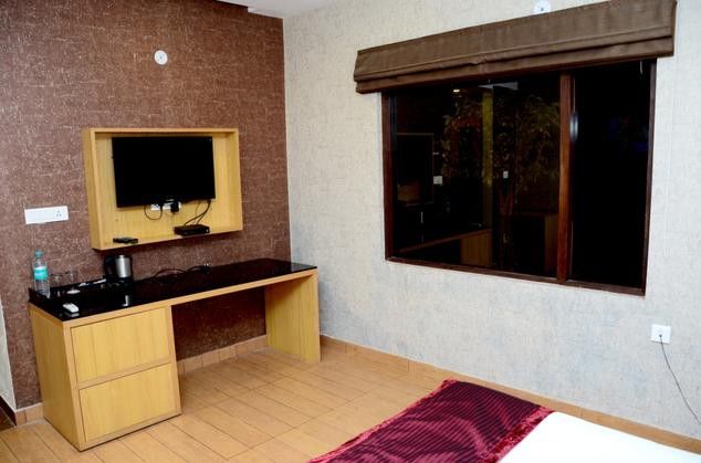 Hotel Treebo Edesia 3*